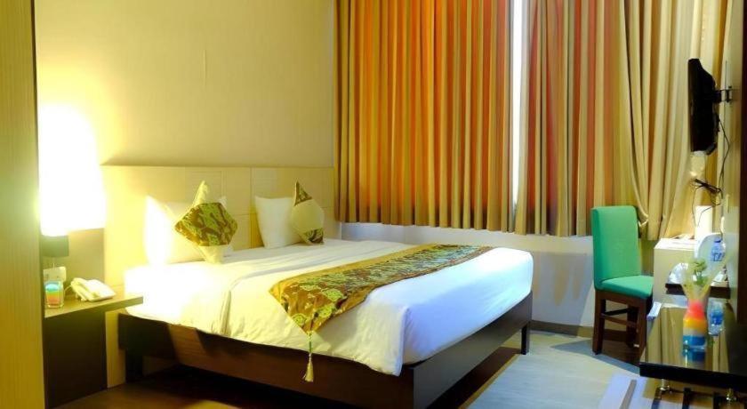 Lotus Hotel Subang Extérieur photo